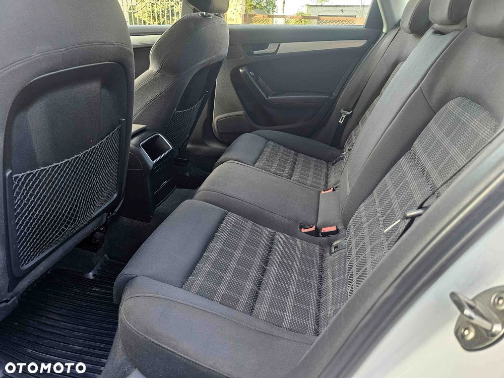 Audi A4 Limousine 1.8 TFSI S line Sportpaket - 20