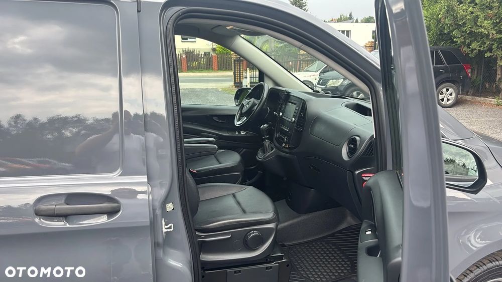 Mercedes-Benz Vito - 25