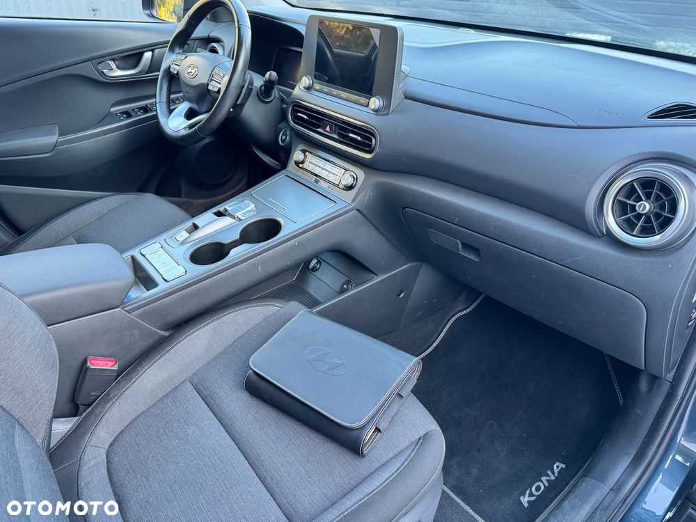 Hyundai Kona Premium - 16