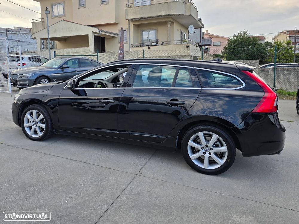 Volvo V60 2.0 D4 Momentum - 26