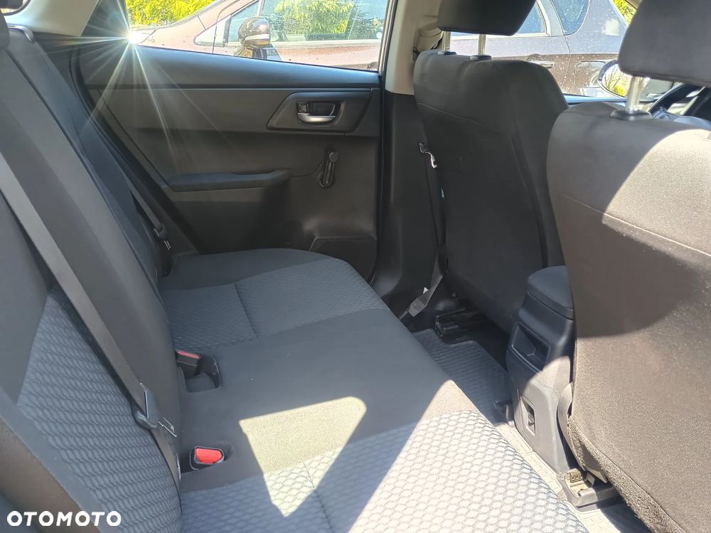 Toyota Auris 1.6 Active - 15