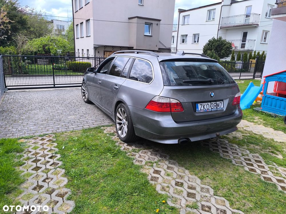 BMW Seria 5 520d - 3