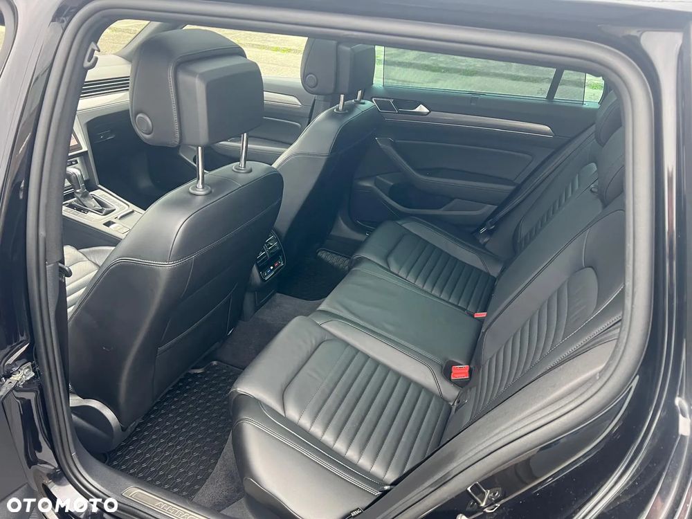 Volkswagen Passat Alltrack 2.0 TDI Bi-Turbo SCR 4Mot DSG - 25