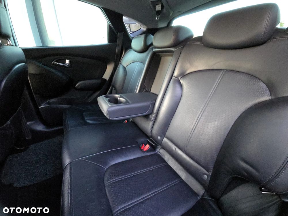 Hyundai ix35 2.0 CRDi 4WD Automatik Style - 23