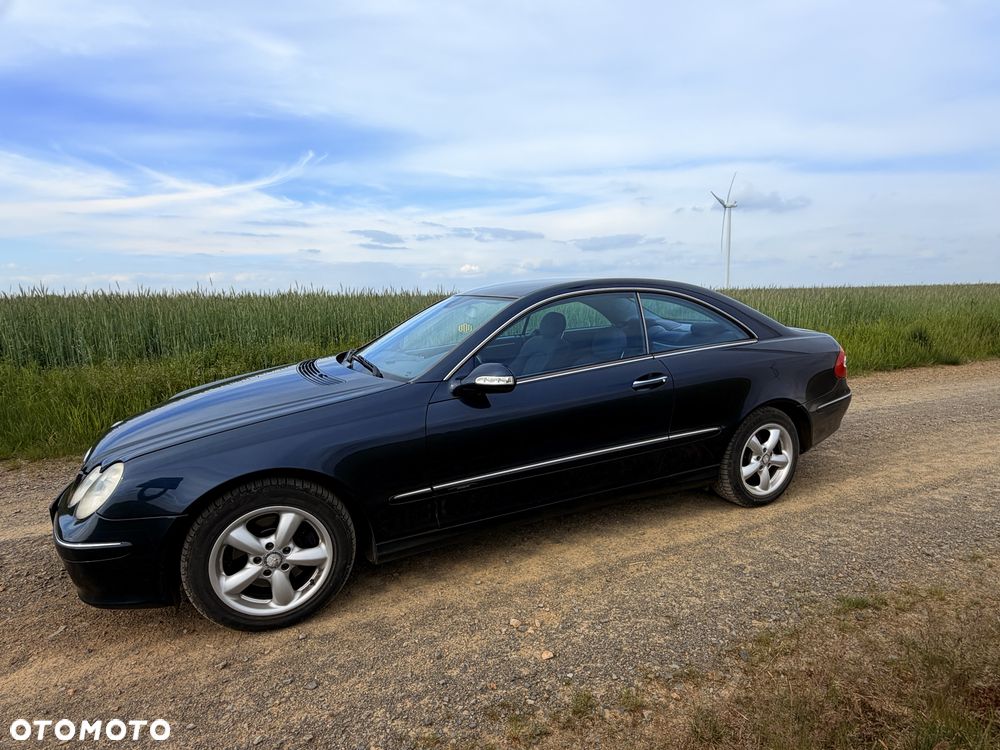 Mercedes-Benz CLK - 8