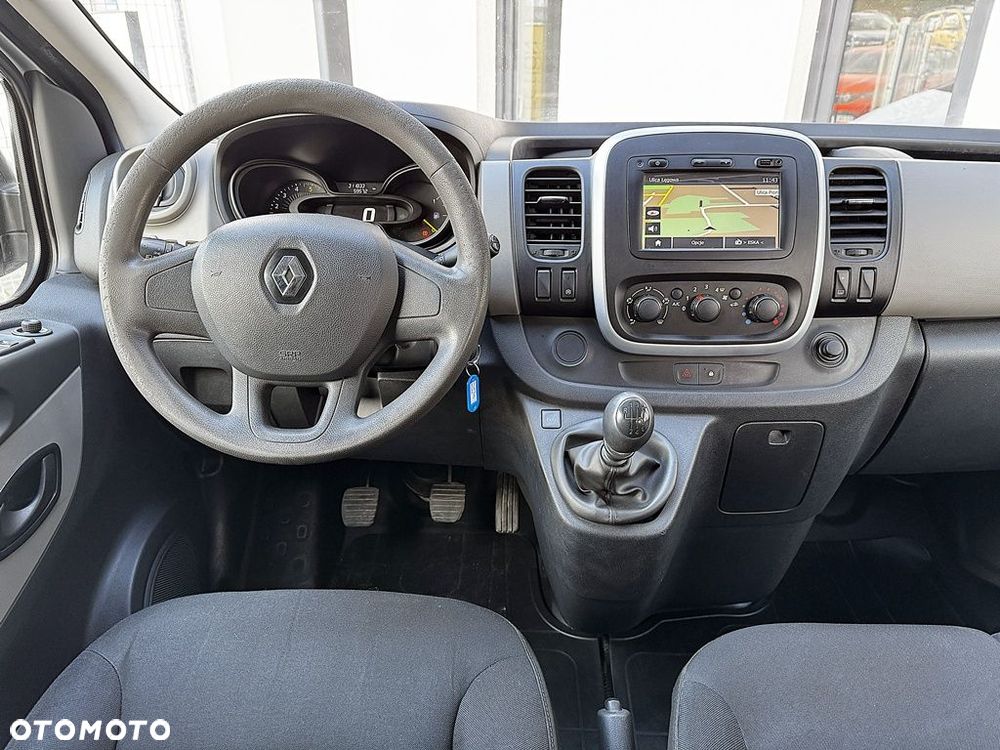 Renault trafic - 8