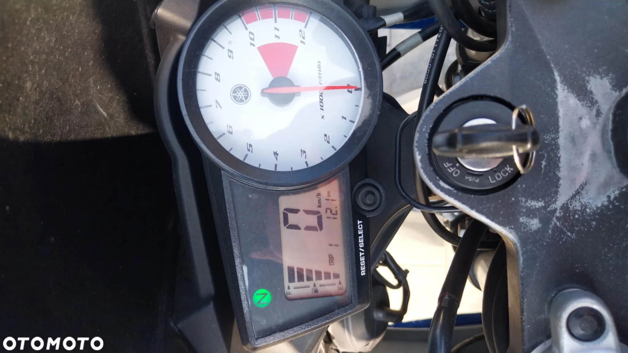 Yamaha YZF - 7