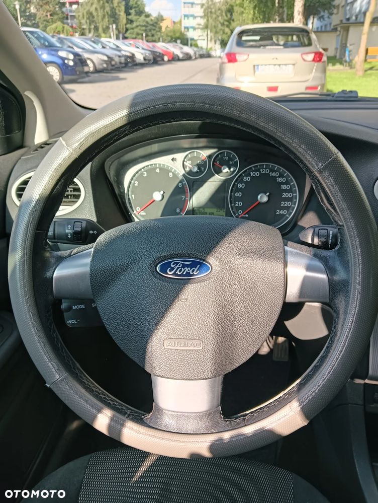 Ford Focus 2.0 Platinium X - 8