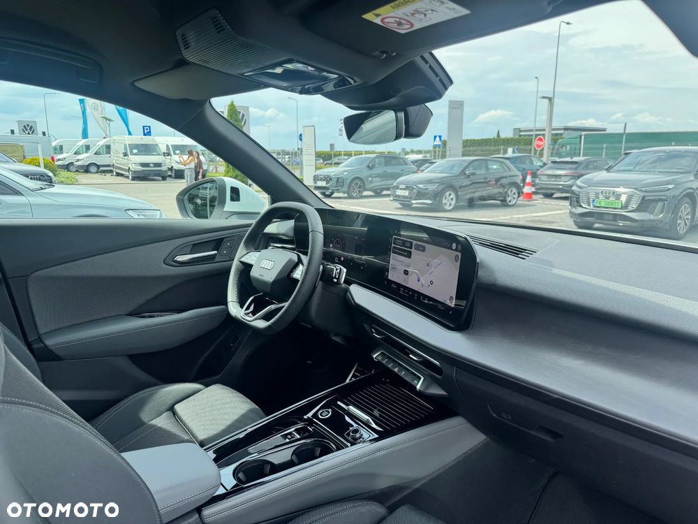 Audi Q3 TFSI mHEV 110 kW S tronic - 33