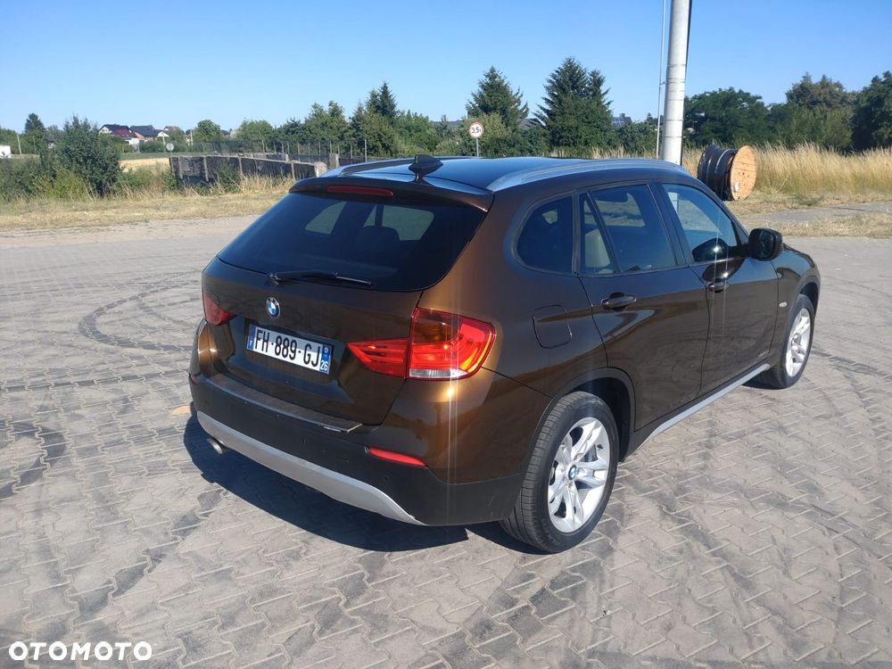 BMW X1 xDrive20d xLine - 9