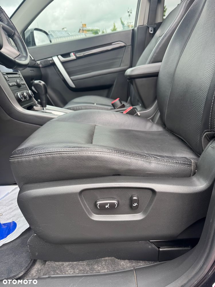 Chevrolet Captiva 2.2 D LTZ - 26