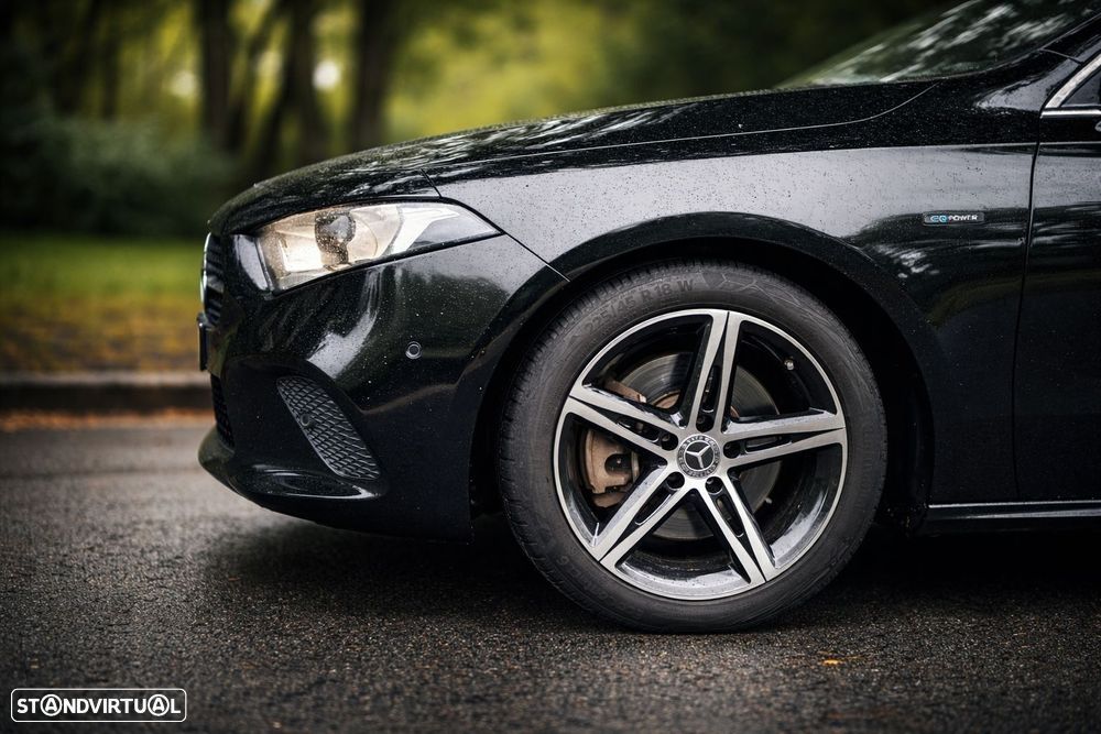 Mercedes-Benz A 250 e 8G-DCT - 4