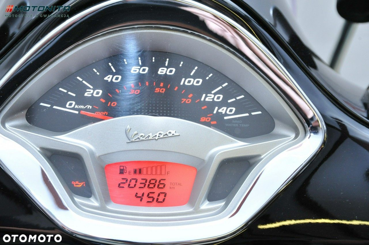 Vespa GTS - 10