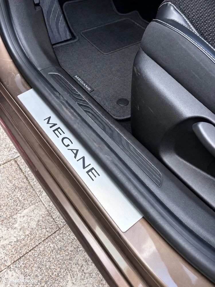 Renault Mégane Sport Tourer 1.6 dCi Intens - 21