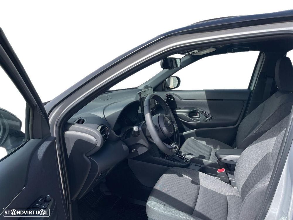 Toyota Yaris Cross 1.5 HDF Square Collection - 14