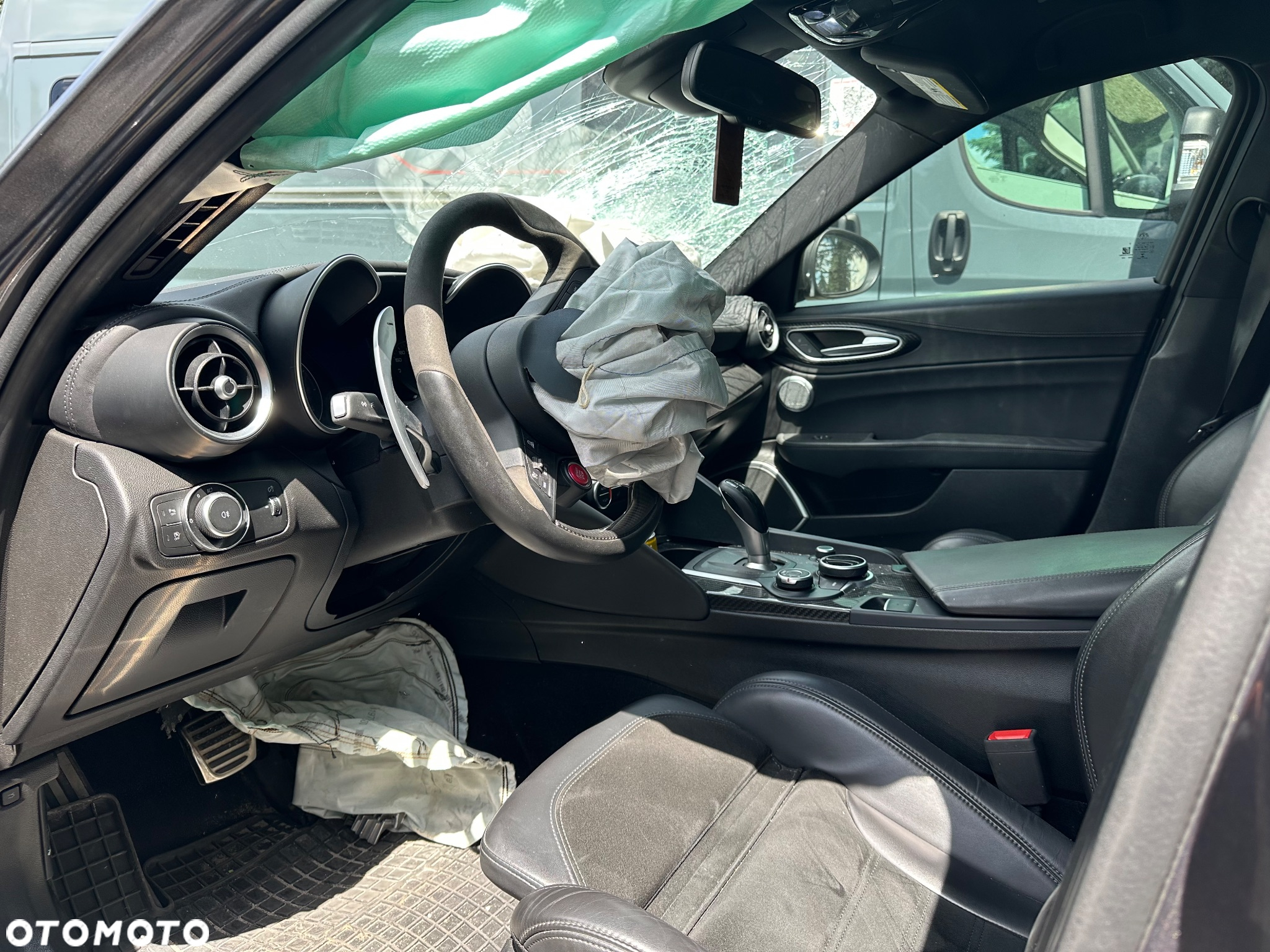 Alfa Romeo Giulia 2.9 Bi Turbo V6 Quadrifoglio - 9