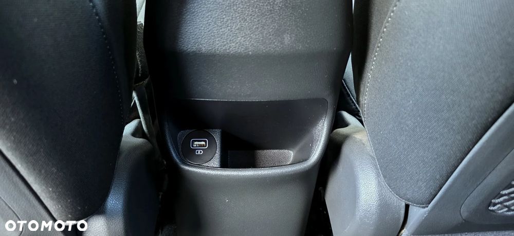 Hyundai Kona 1.6 GDI Hybrid Premium DCT - 32