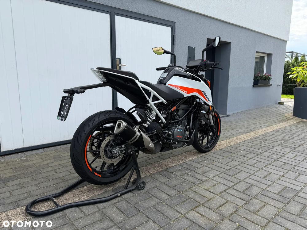 KTM Duke 390 - 4