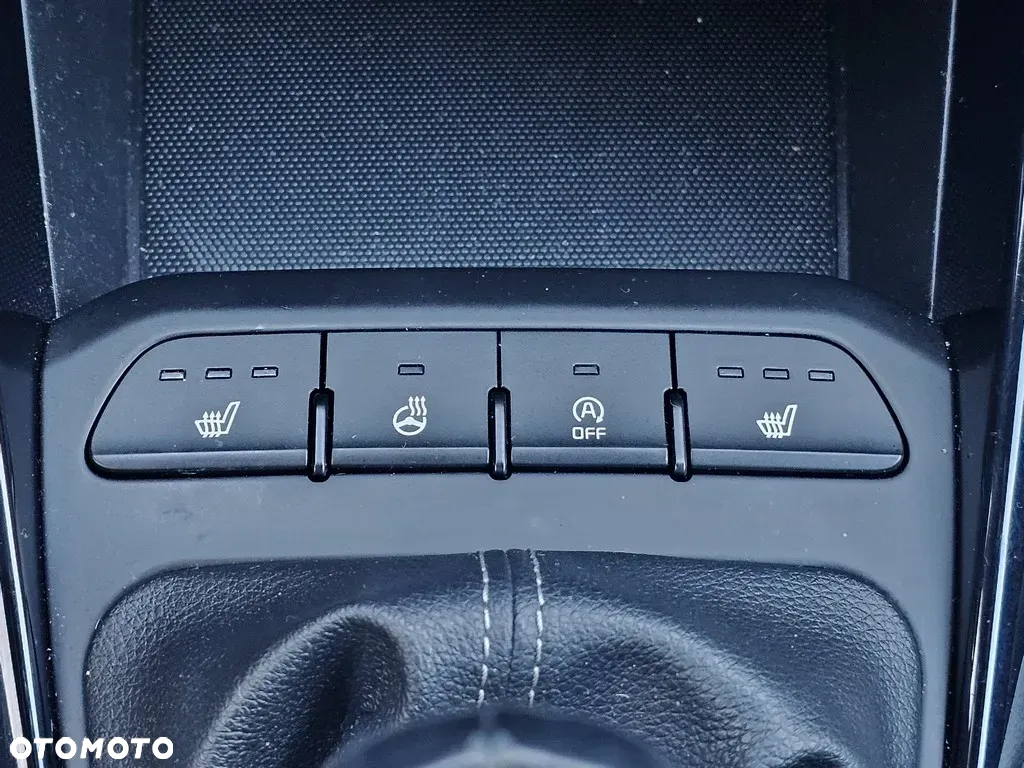 Kia Stonic 1.0 T-GDI 120 Platinum Edition - 34