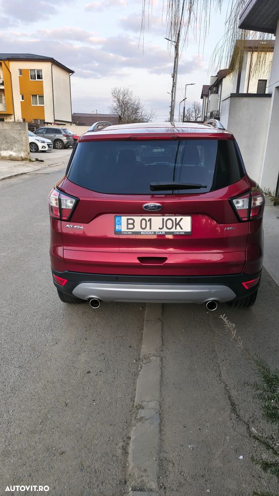 Ford Kuga 1.5 EcoBoost 4WD Aut. Trend - 4