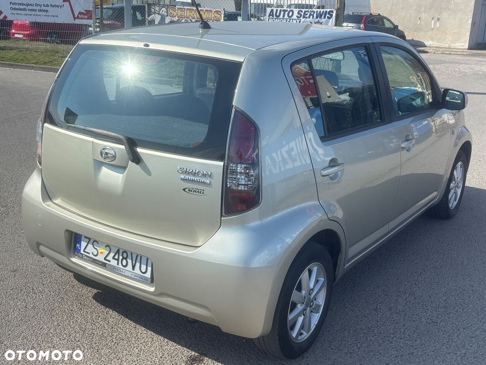 Daihatsu Sirion 1.3 - 16