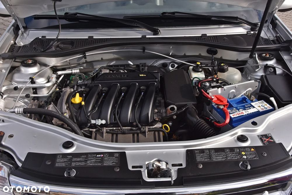 Dacia Duster 1.6 SCe Laureate S&S - 40