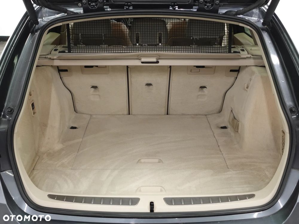 BMW Seria 3 320d xDrive Modern Line - 22