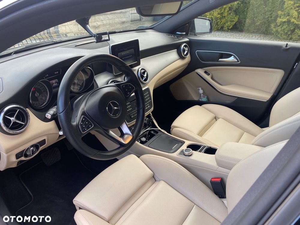 Mercedes-Benz CLA 250 4-Matic - 1