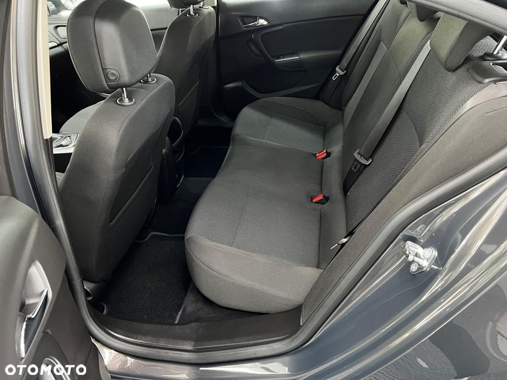 Opel Insignia 2.0 CDTI ecoFLEX Start/Stop Business Innovation - 16