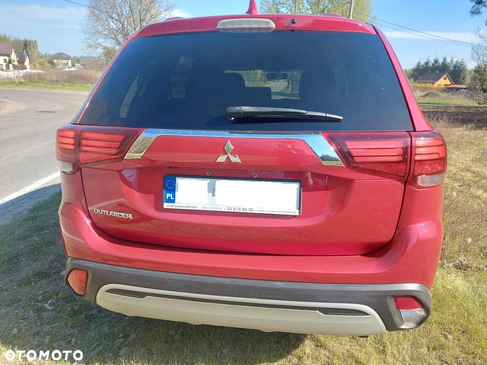 Mitsubishi Outlander - 6