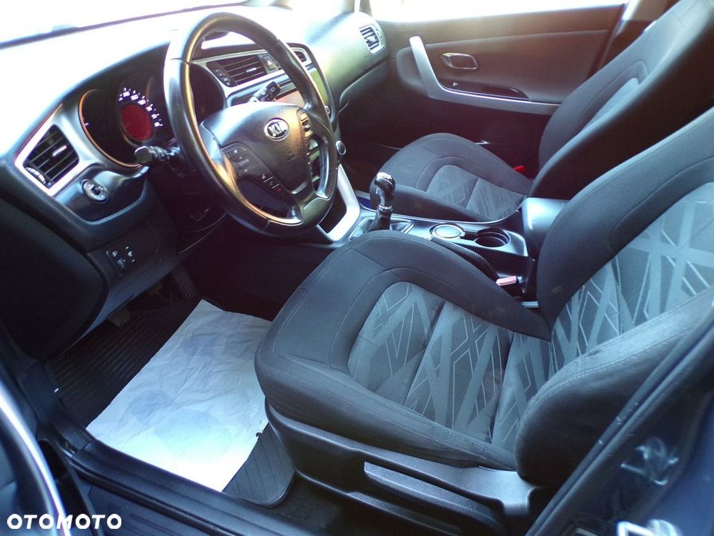 Kia Ceed - 22