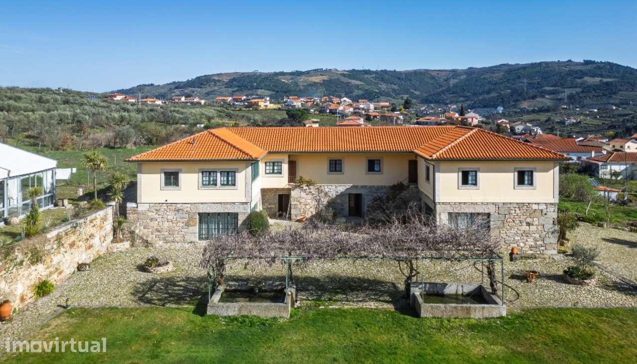 Excelente propriedade para venda em Tarouca na região do Douro - Grande imagem: 2/32