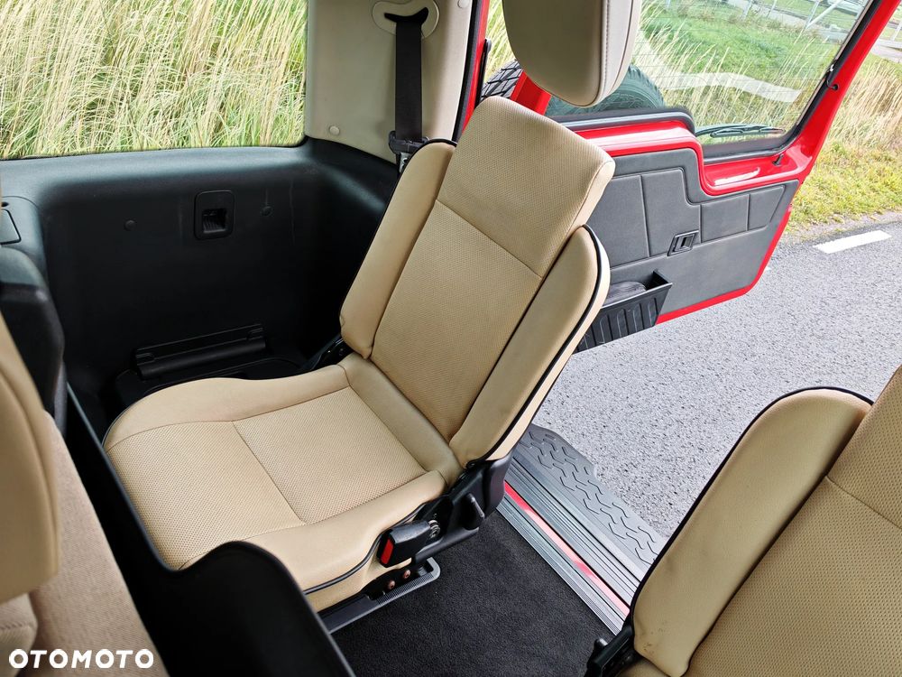 Land Rover Discovery - 40