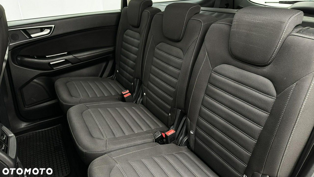Ford Galaxy - 12