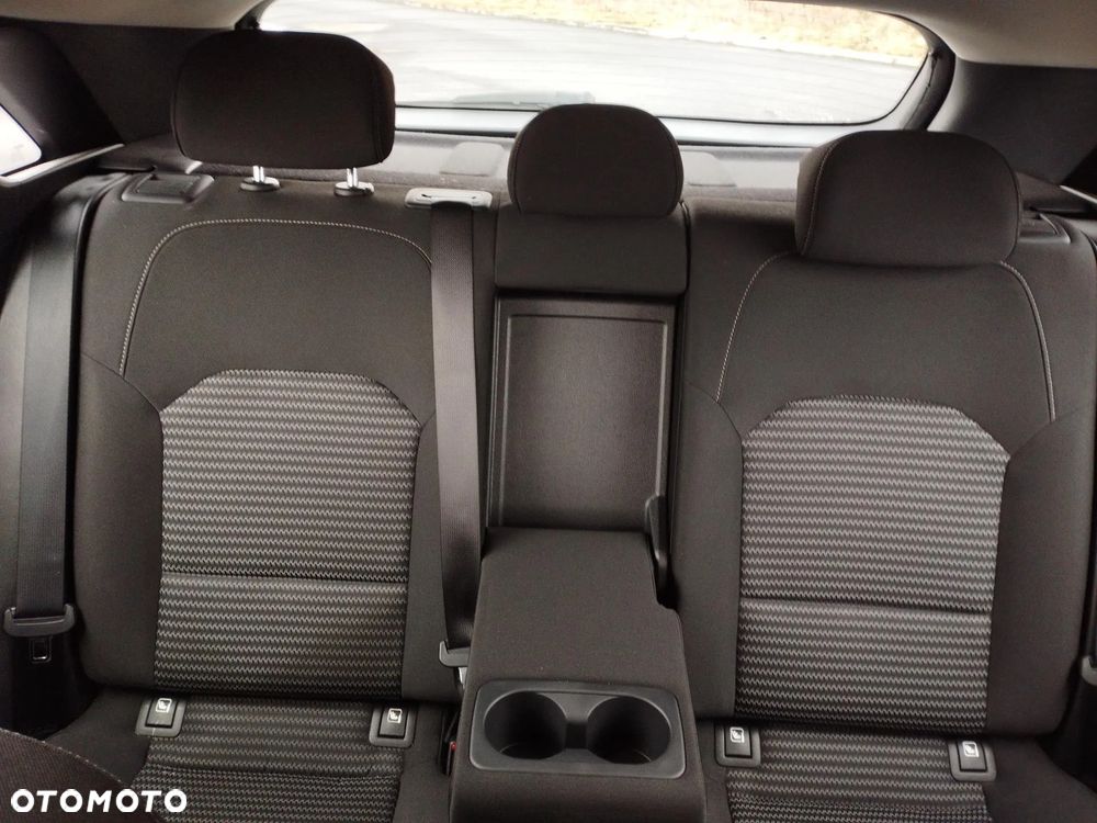 Kia Ceed 1.5 T-GDI M - 16