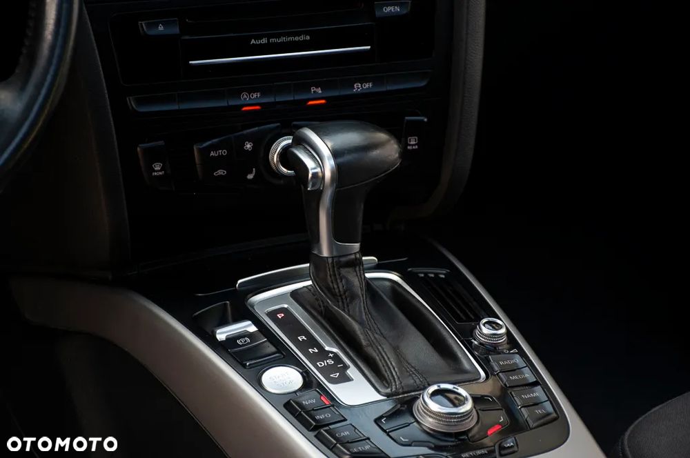Audi A4 Avant 2.0 TDI DPF quattro S tronic Ambiente - 34
