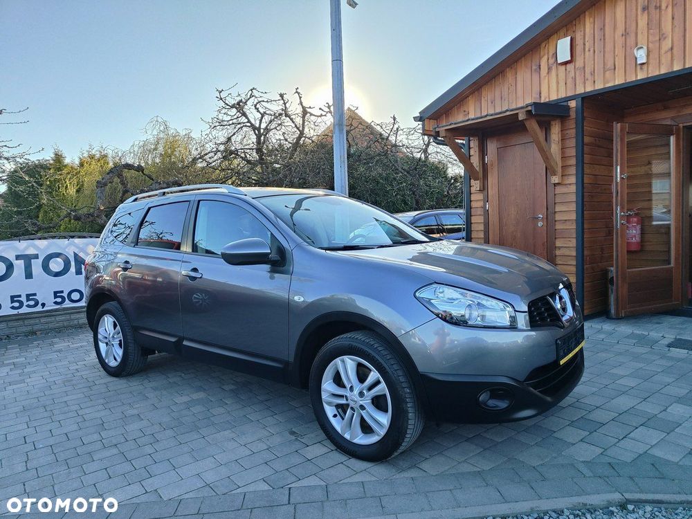 Nissan Qashqai+2 - 1