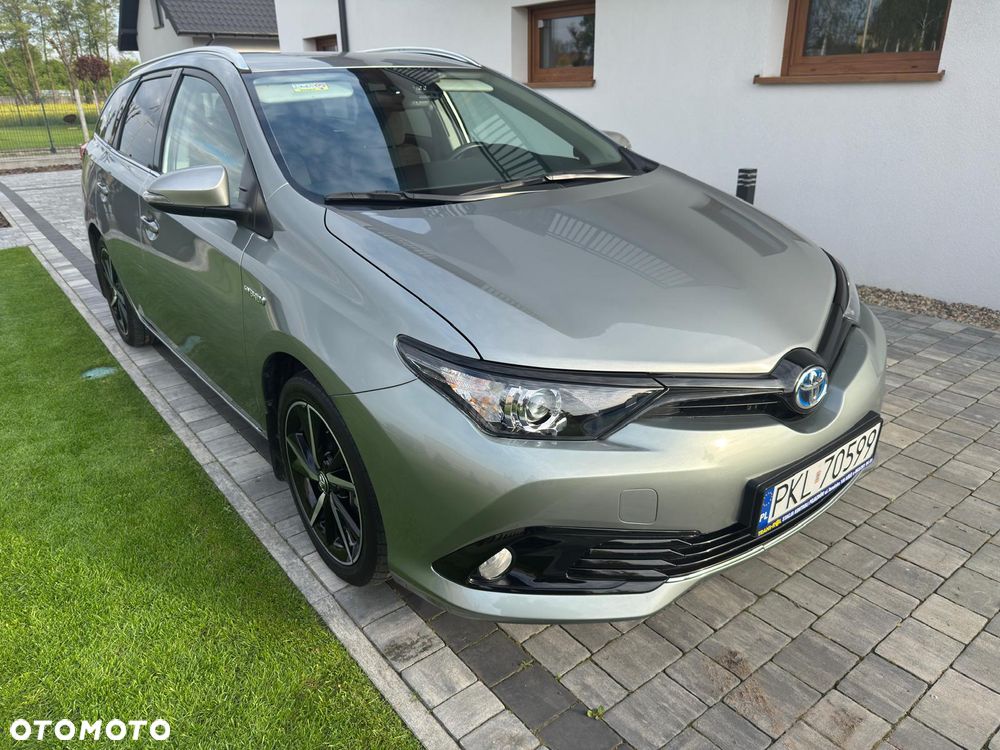 Toyota Auris - 2