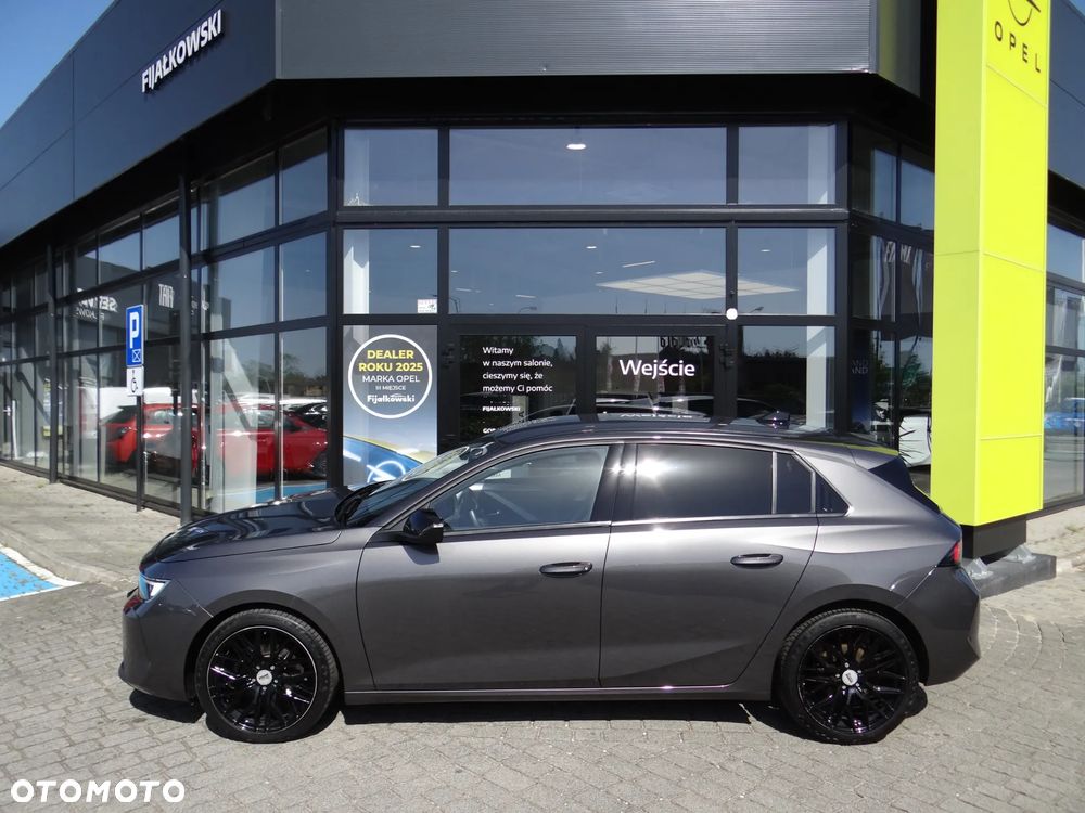 Opel Astra 1.2 T Business Edition S&S - 3