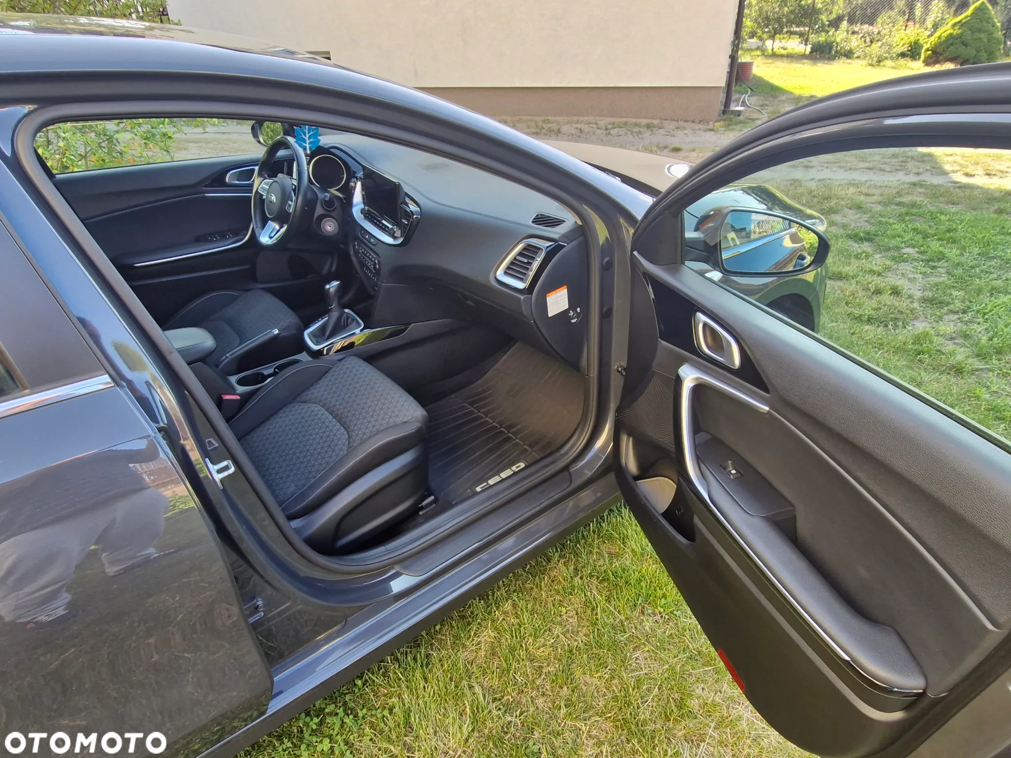 Kia Ceed 1.6 CRDi Eco-Dynamics+ (48V Mild-Hybrid) Vision - 15