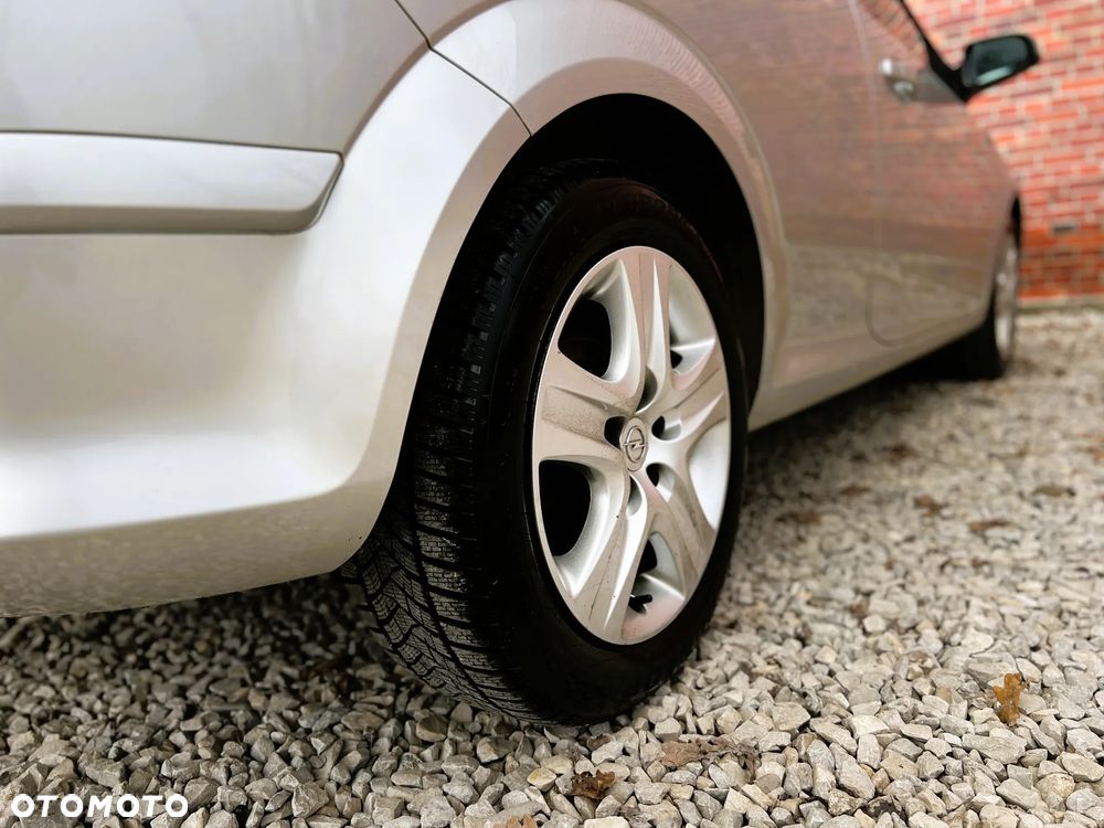 Opel Astra - 31