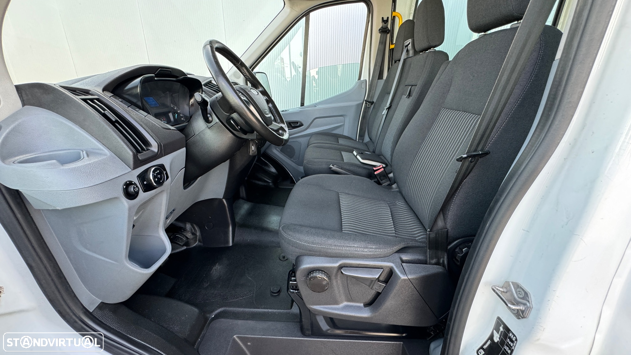 Ford Transit 330 L3 2.0 TDCi H2 Trend - 36