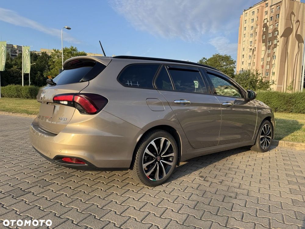 Fiat Tipo 1.4 T-Jet 16v Lounge EU6d - 3