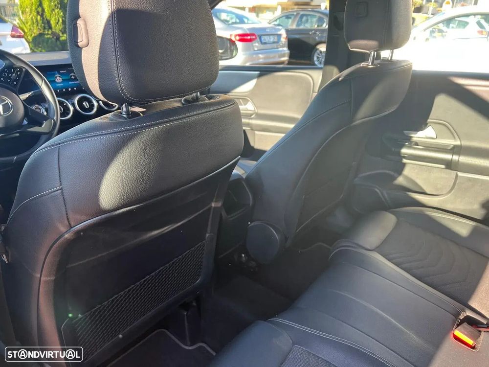 Mercedes-Benz B 180 - 11