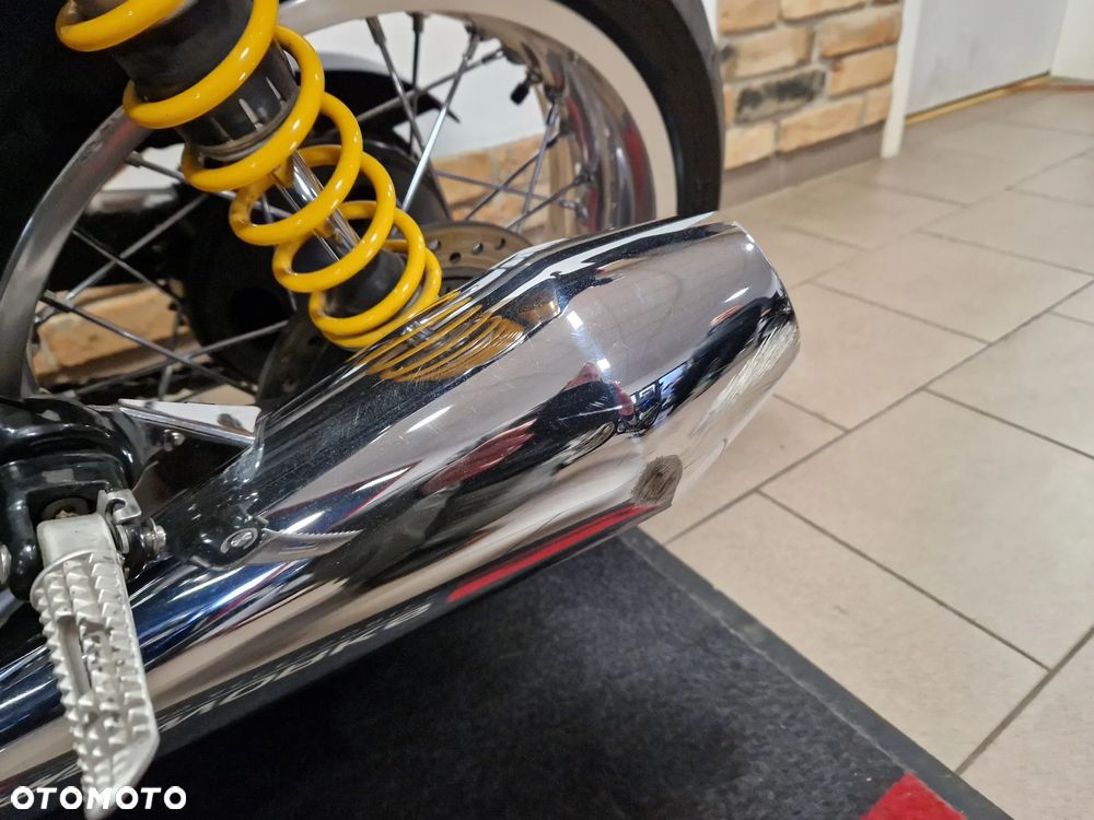 Triumph Thruxton - 14