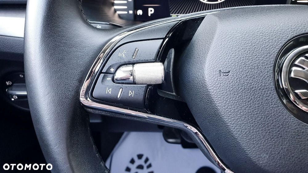 Skoda Superb 2.0 TDI SCR Style DSG - 36