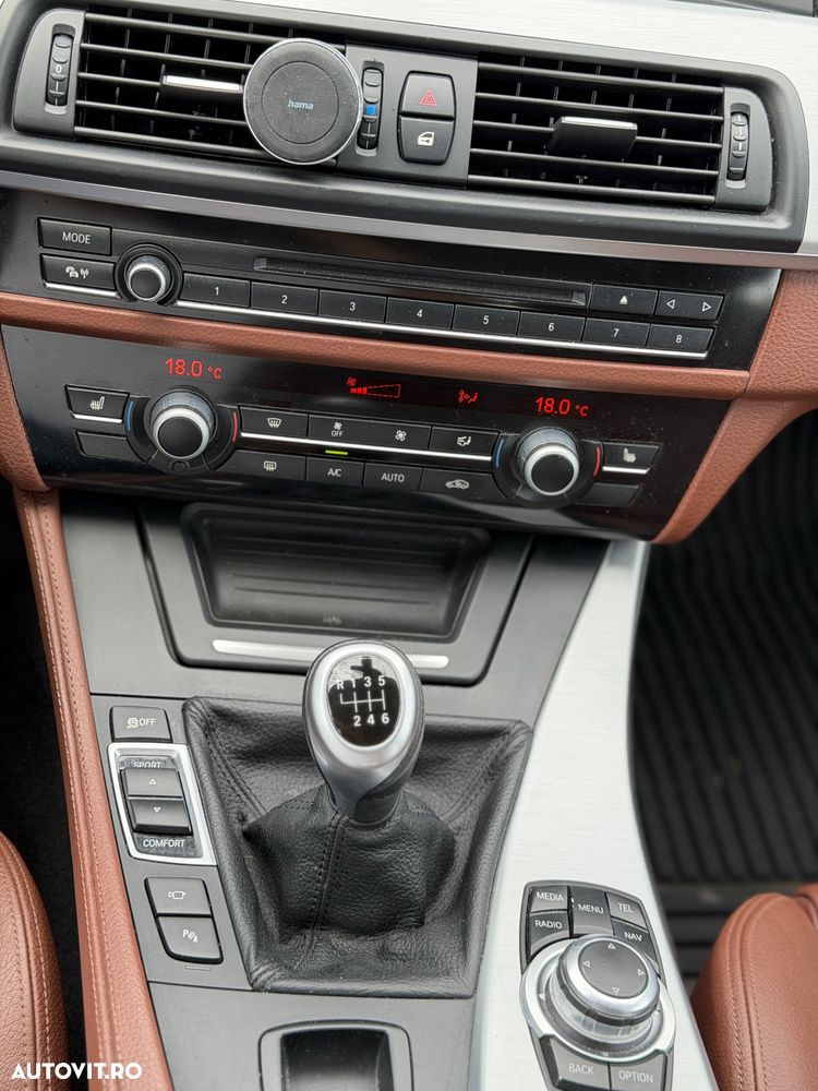 BMW Seria 5 520d - 13