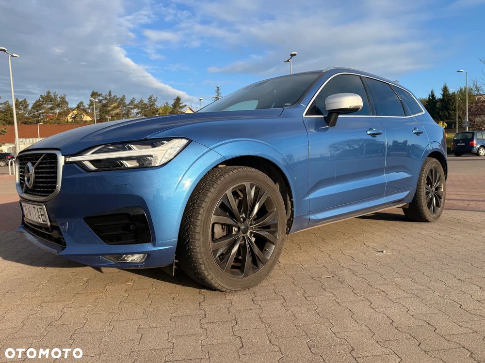 Volvo XC 60 B5 D AWD R-Design - 4