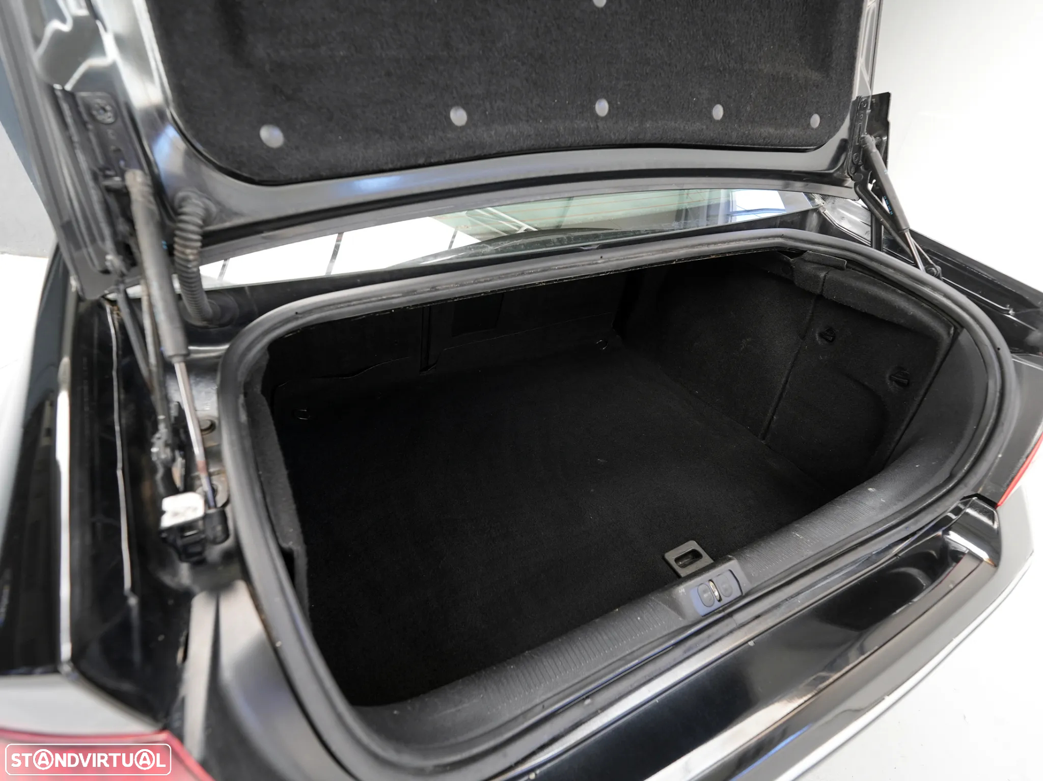 Peugeot 407 1.6 HDi Premium - 14