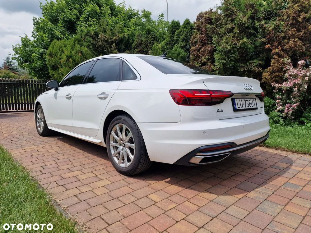 Audi A4 Limousine - 5